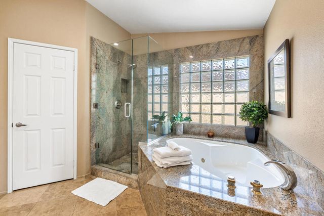 78860 Galaxy Drive, La Quinta, CA 92253