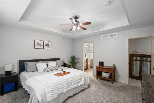 9012 NE 108th Street, Kansas City, MO 64157