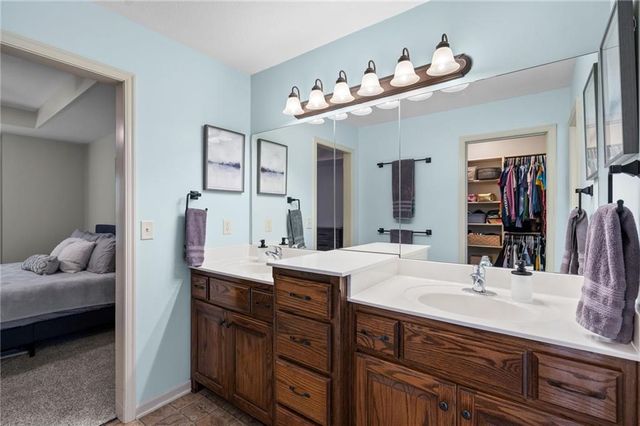 9012 NE 108th Street, Kansas City, MO 64157