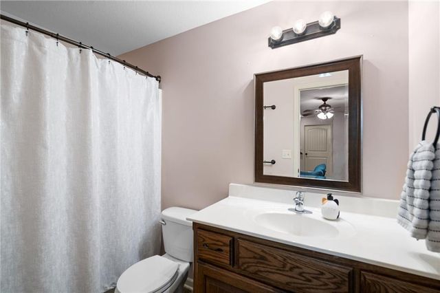 9012 NE 108th Street, Kansas City, MO 64157