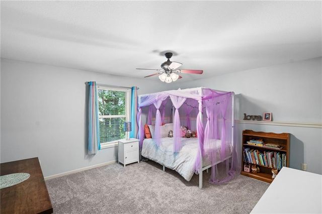 9012 NE 108th Street, Kansas City, MO 64157