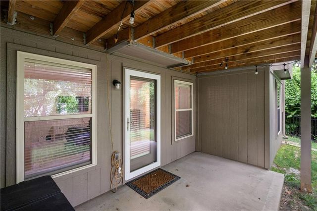 9012 NE 108th Street, Kansas City, MO 64157