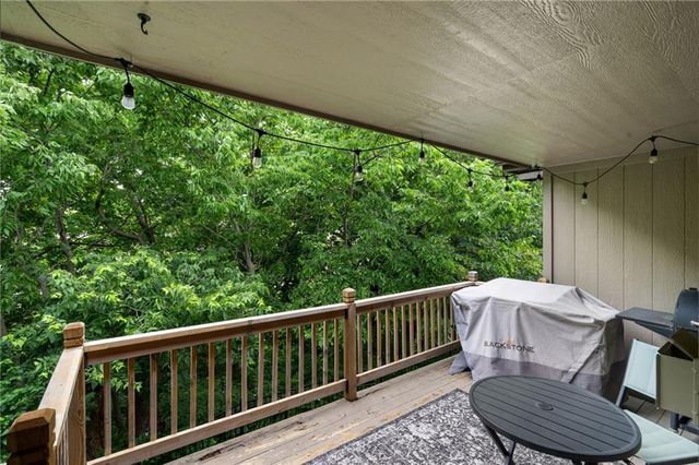 9012 NE 108th Street, Kansas City, MO 64157