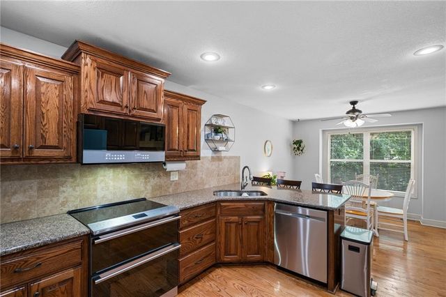 9012 NE 108th Street, Kansas City, MO 64157