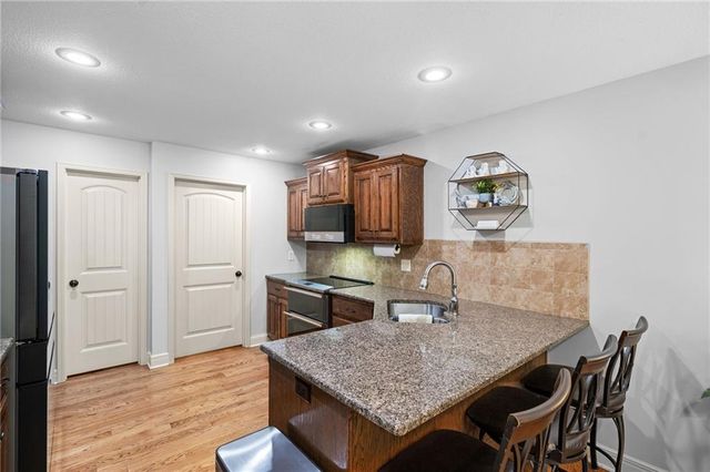 9012 NE 108th Street, Kansas City, MO 64157