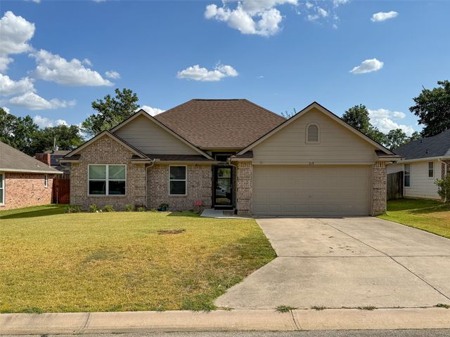 219 Quail Run, Aubrey, TX 76227