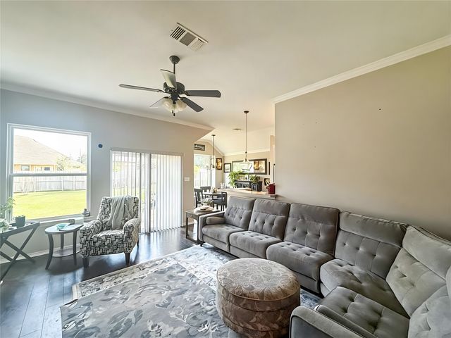 219 Quail Run, Aubrey, TX 76227
