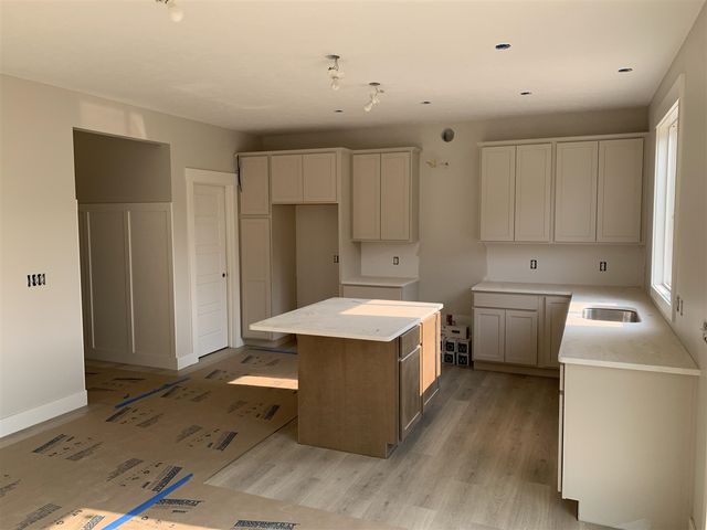 1160 N Washington Street, Lowell, MI 49331