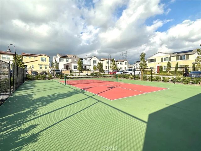 5593 Siracusa Way, Fontana, CA 92336