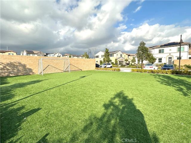 5593 Siracusa Way, Fontana, CA 92336