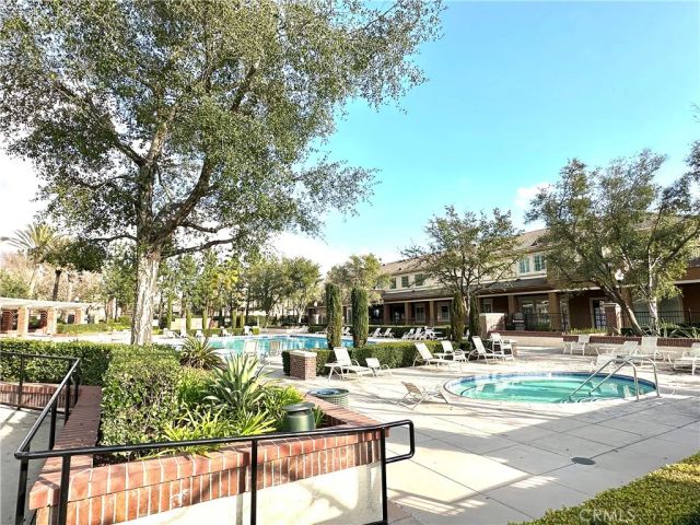 5593 Siracusa Way, Fontana, CA 92336