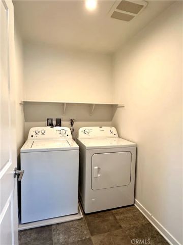 5593 Siracusa Way, Fontana, CA 92336