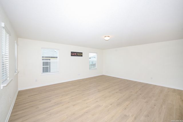 137 W Local Wave, Boerne, TX 78006