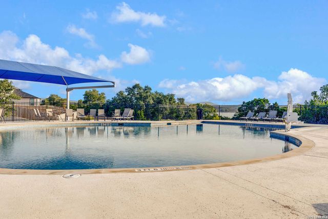 137 W Local Wave, Boerne, TX 78006