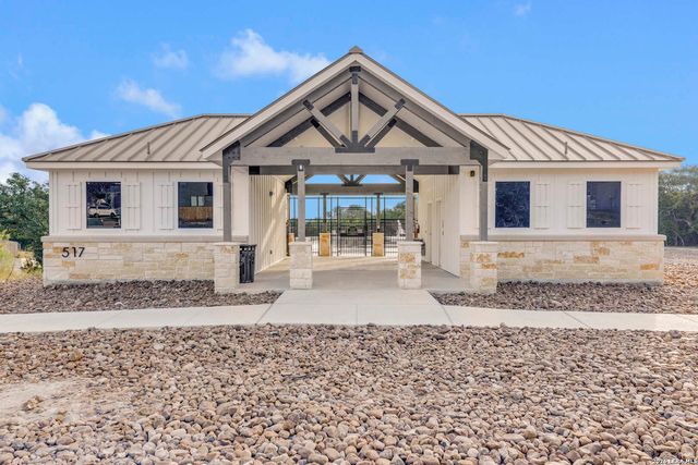 137 W Local Wave, Boerne, TX 78006