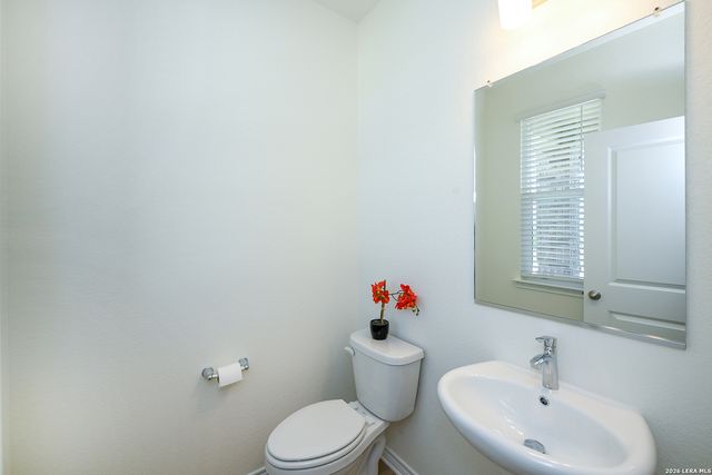 137 W Local Wave, Boerne, TX 78006