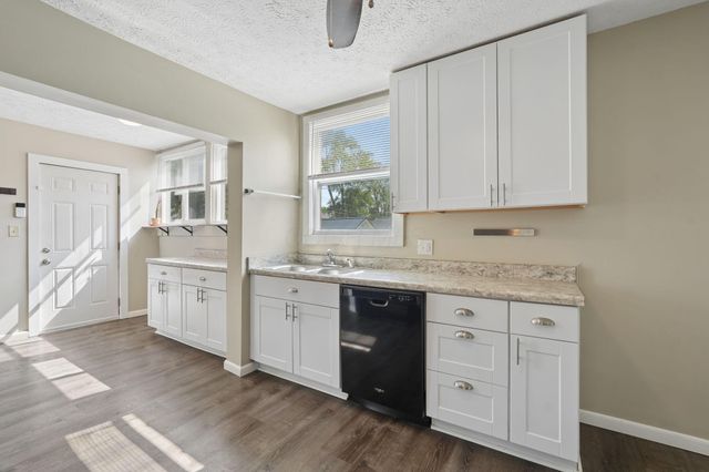 1124 E 21st Avenue, Columbus, OH 43211