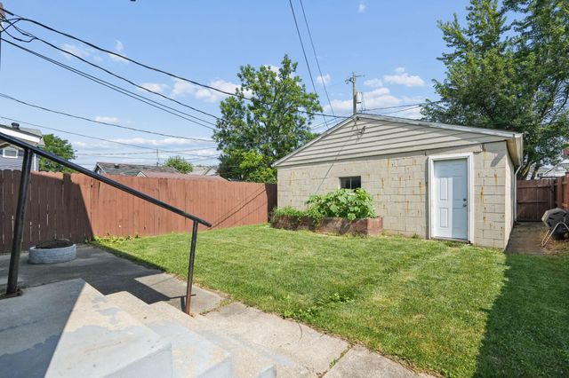 1124 E 21st Avenue, Columbus, OH 43211