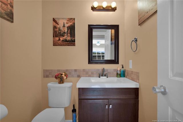 120 Kristin Avenue, Spring Lake, NC 28390