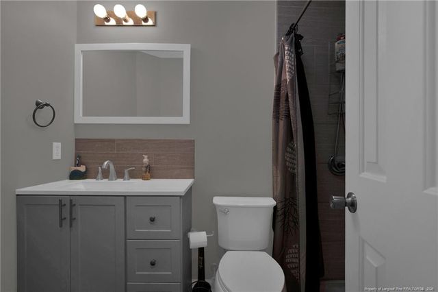 120 Kristin Avenue, Spring Lake, NC 28390