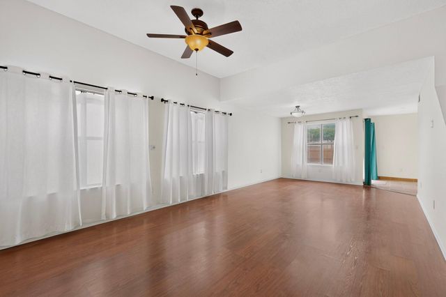 7816 Ranchwood Drive NW, Albuquerque, NM 87120