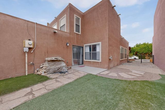 7816 Ranchwood Drive NW, Albuquerque, NM 87120