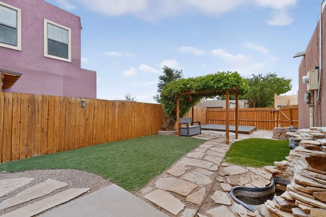 7816 Ranchwood Drive NW, Albuquerque, NM 87120