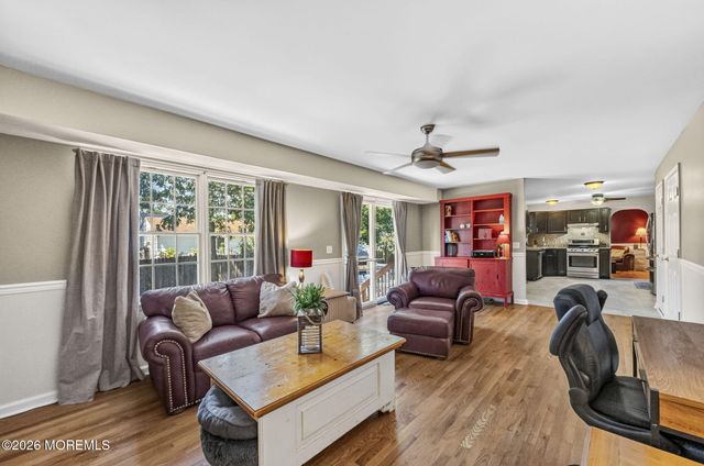 2133 4th Avenue, Toms River, NJ 08757