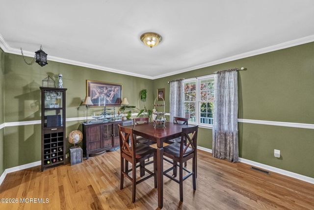 2133 4th Avenue, Toms River, NJ 08757