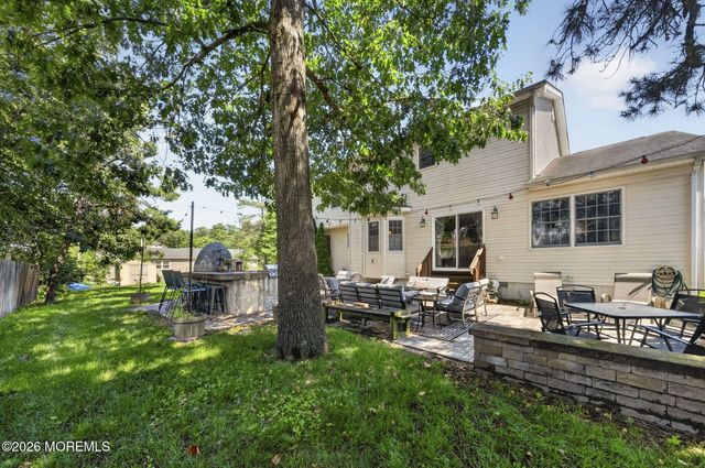 2133 4th Avenue, Toms River, NJ 08757
