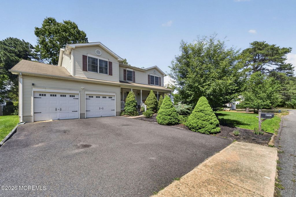 2133 4th Avenue, Toms River, NJ 08757