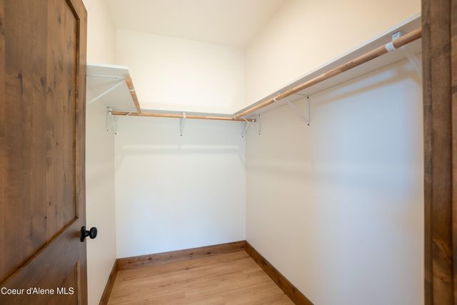 114 Airstrip Rd, Moyie Springs, ID 83845