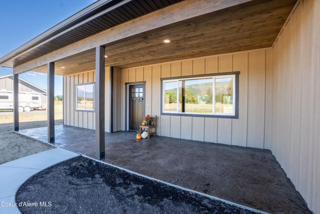 114 Airstrip Rd, Moyie Springs, ID 83845