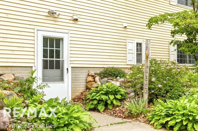 594 Lou Alice Drive, Columbiaville, MI 48421