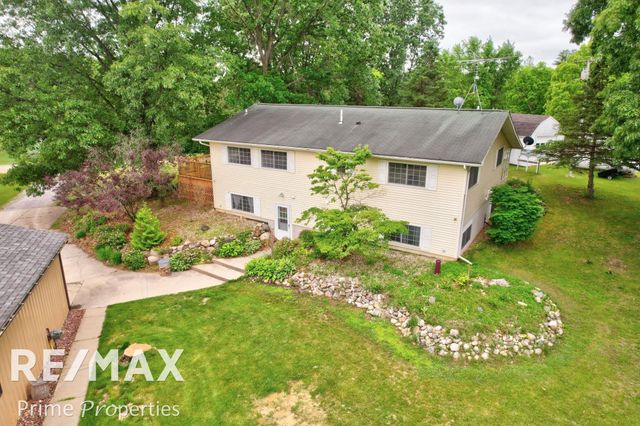 594 Lou Alice Drive, Columbiaville, MI 48421