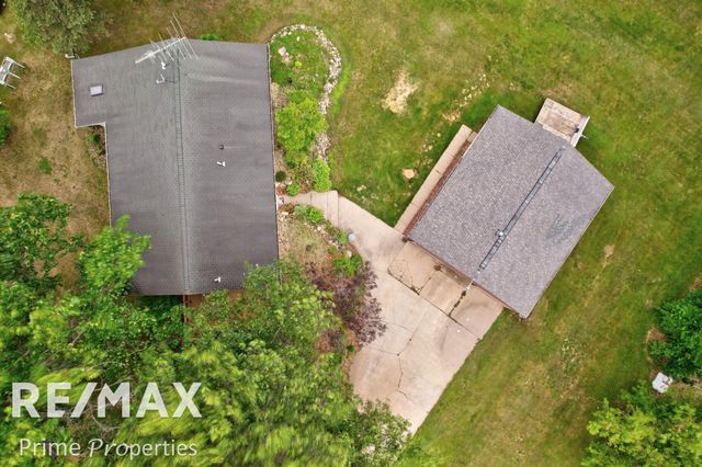 594 Lou Alice Drive, Columbiaville, MI 48421