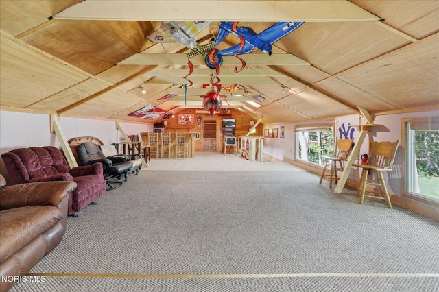 9856 S River Road, Waterville, OH 43566