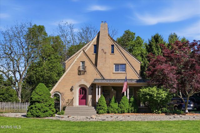 9856 S River Road, Waterville, OH 43566