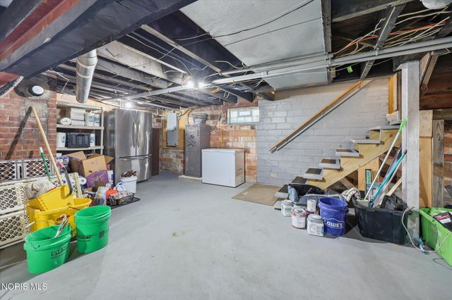 9856 S River Road, Waterville, OH 43566