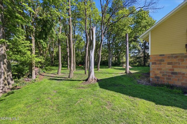 9856 S River Road, Waterville, OH 43566