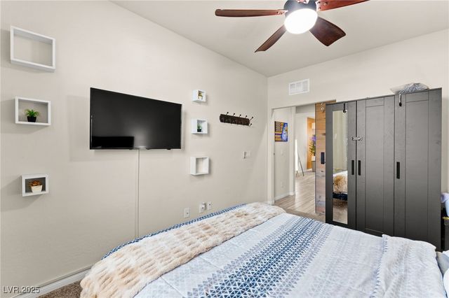 8973 Vista Pines Street, Las Vegas, NV 89178