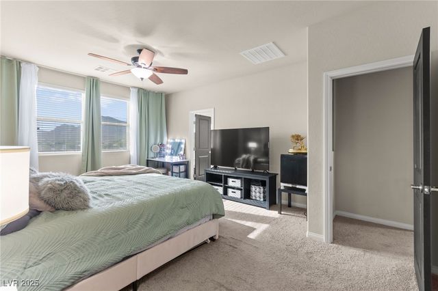 8973 Vista Pines Street, Las Vegas, NV 89178