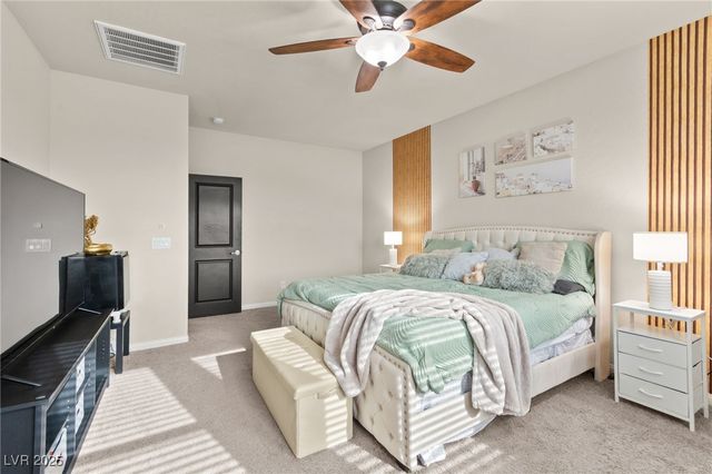 8973 Vista Pines Street, Las Vegas, NV 89178