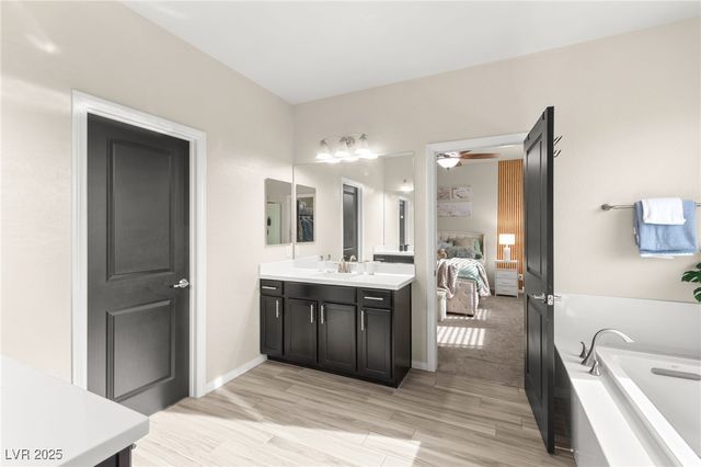 8973 Vista Pines Street, Las Vegas, NV 89178