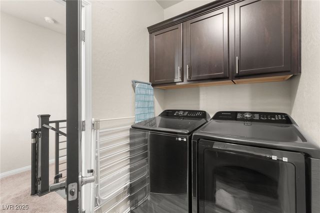 8973 Vista Pines Street, Las Vegas, NV 89178