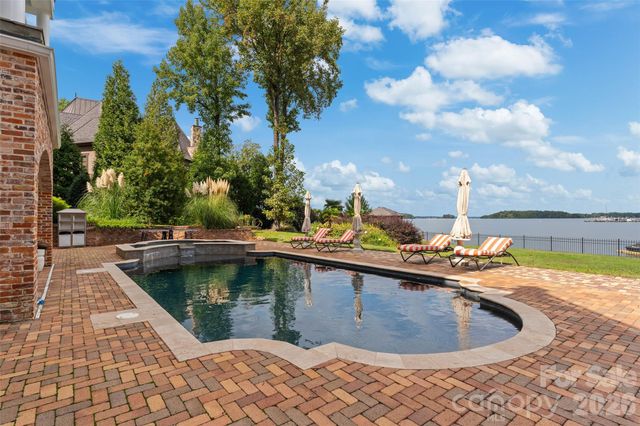 16921 Jetton Road, Cornelius, NC 28031