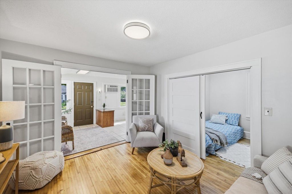 1015 Kruse Street, West Saint Paul, MN 55118 — photo 2