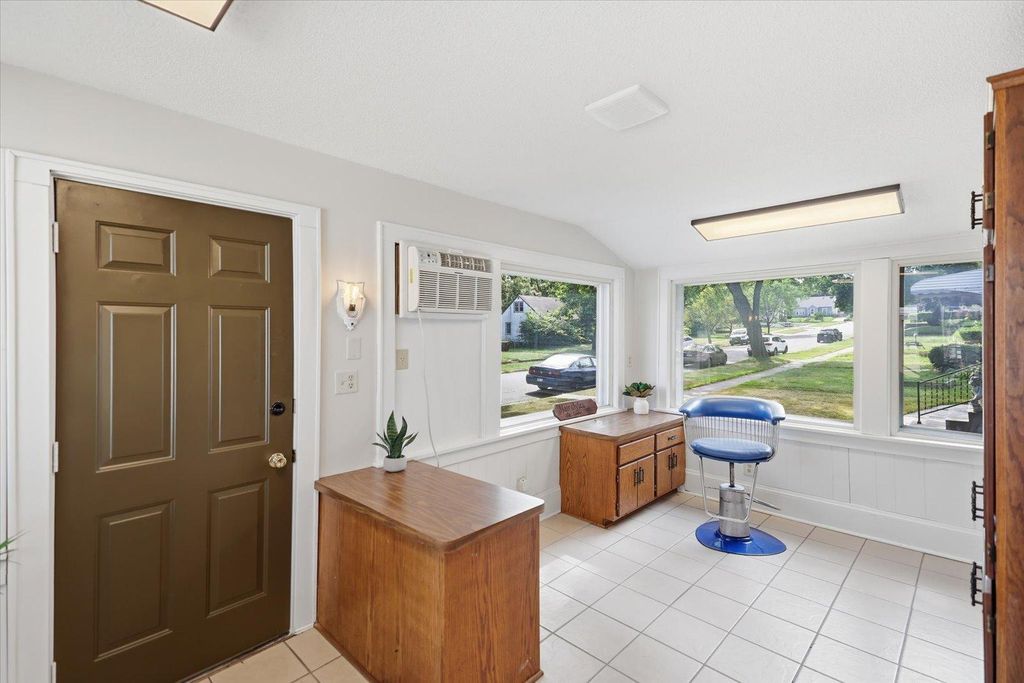 1015 Kruse Street, West Saint Paul, MN 55118 — photo 5