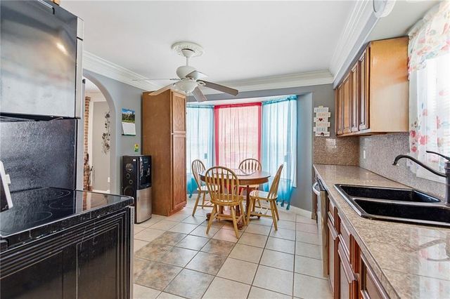 13013 Corrington Avenue, Grandview, MO 64030