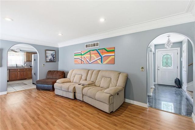 13013 Corrington Avenue, Grandview, MO 64030